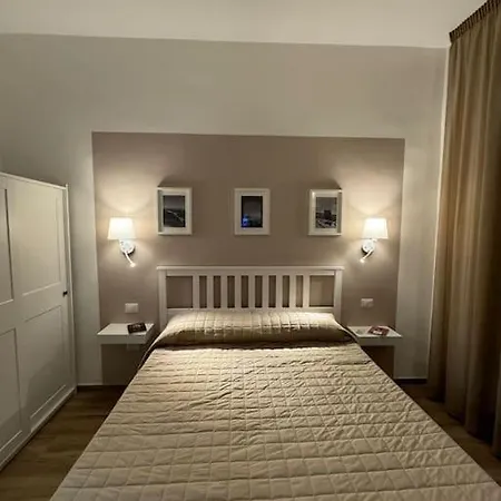 Federico Ii * Nápoles